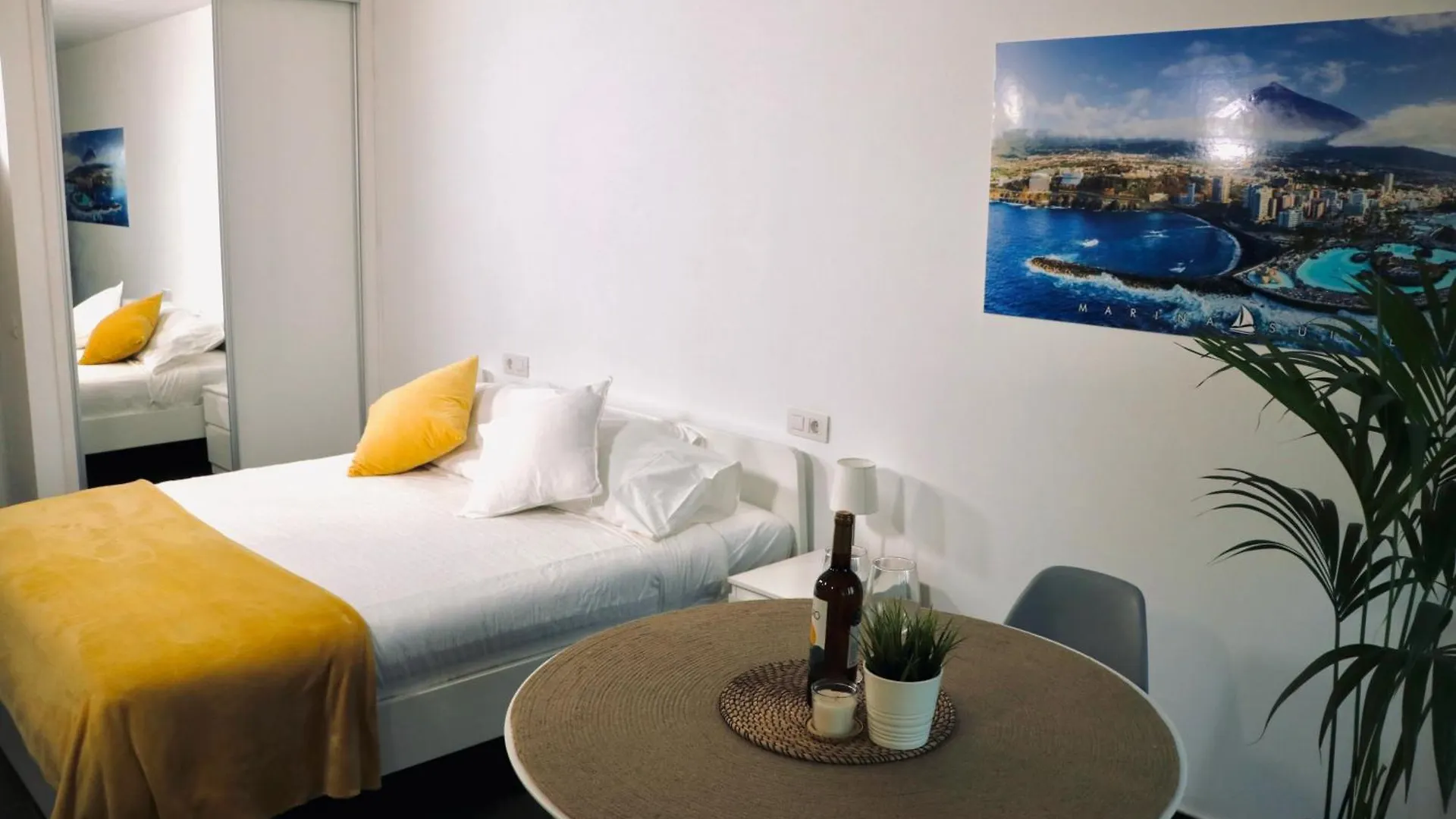Marina Suites Tenerife Puerto de la Cruz  Apartamento Puerto de la Cruz (Tenerife)